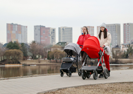 Затяжные ливни и потепление до +10? Погода в Москве в выходные: чего ждать