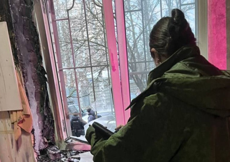 Труп пыталась сжечь: в Петербурге школьница зарезала мать и устроила пожар?