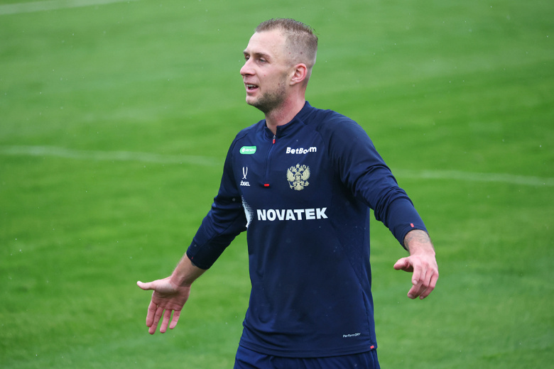 Дмитрий Баринов