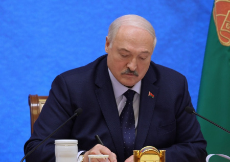 Лукашенко посоветовал США быть аккуратными в вопросах Украины