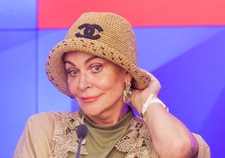 «Непростая история»: актриса Яковлева поделилась мыслями о материнстве