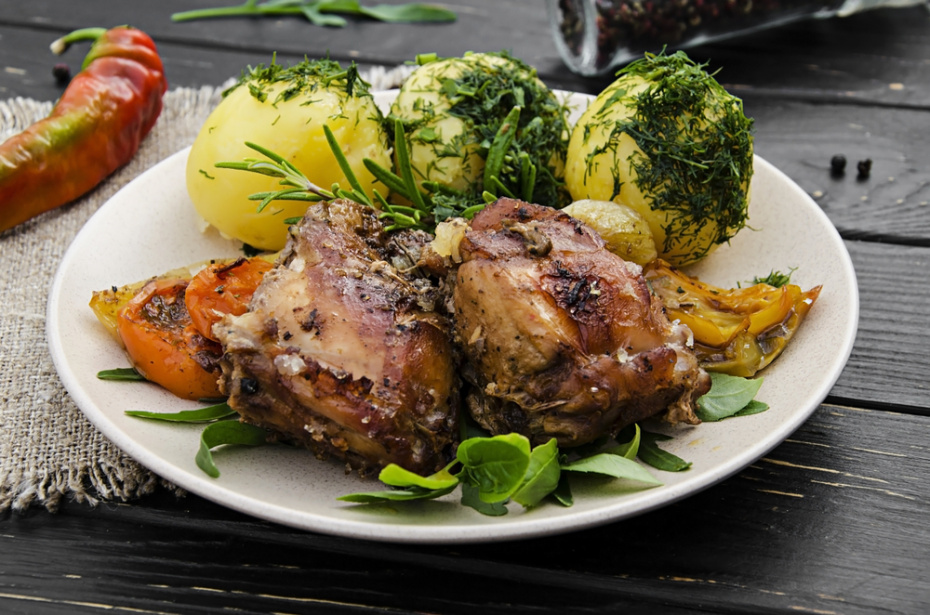 Едим по-царски: кролик в духовке