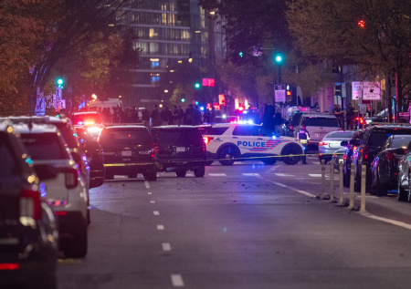 В Конгрессе призвали разобраться с «дикарями» после стрельбы у Белого дома