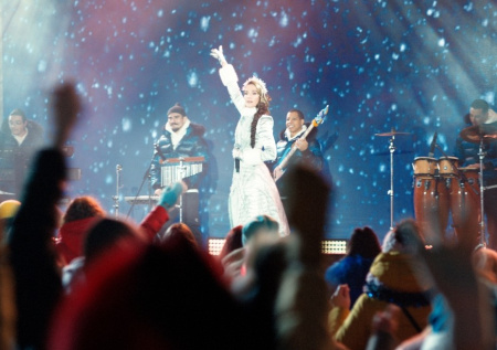 Новогодняя Орейро и бесстрашная Боярская: гид по кино-новинкам недели