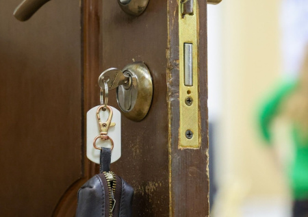 Пенсионерка устроила «двойной развод» с квартирой в Волжском