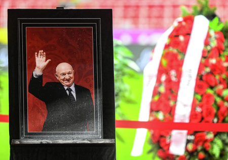 Никиту Симоняна похоронили на Ваганьковском кладбище