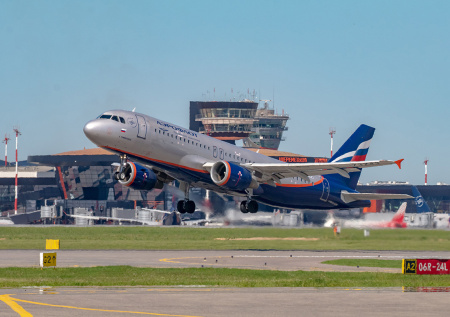 «Аэрофлот» к праздникам традиционно увеличит частоту рейсов в Калининград