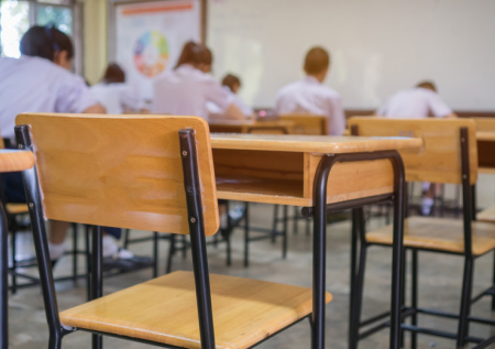 Психолог пояснила, как помочь ребенку лучше учиться в школе