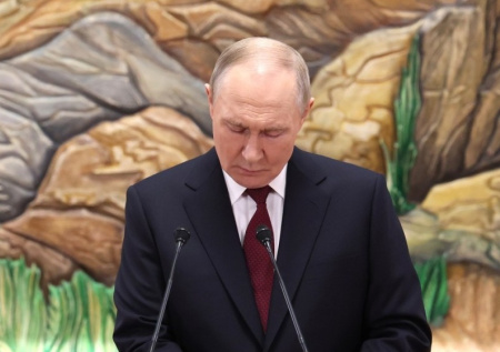 Путин выразил соболезнования королю Таиланда из-за наводнений