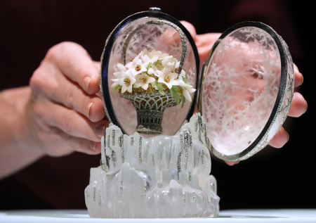 «Зимнее яйцо» Фаберже выставят на аукцион с оценкой более $26 млн