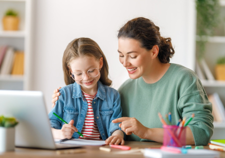 Психолог рассказала, как матери наладить отношения с ребенком