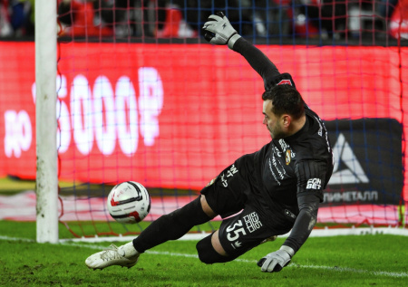 «Совсем не меняется»: экс-игрок ЦСКА раскрыл, сколько будет играть Акинфеев