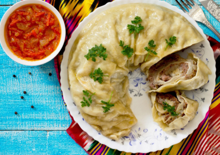 Манты подождут! Готовлю узбекский ханум: нежный рулет из теста с мясом и специями