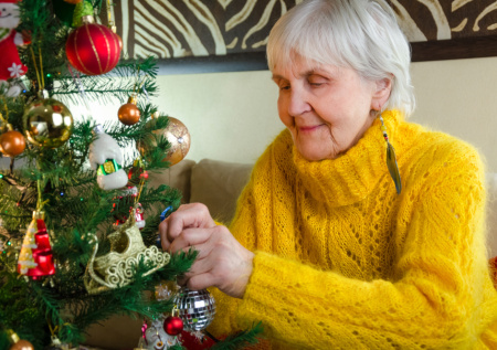 Кому повысят пенсии в 2026-м: что известно, выплаты перед Новым годом