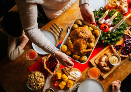 Новогоднее обжорство: убираем последствия без вреда для здоровья