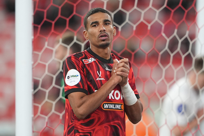 Александер Джику