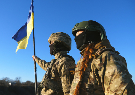 «Чувствовать себя ничтожествами»: в США раскрыли правду о женщинах в ВСУ