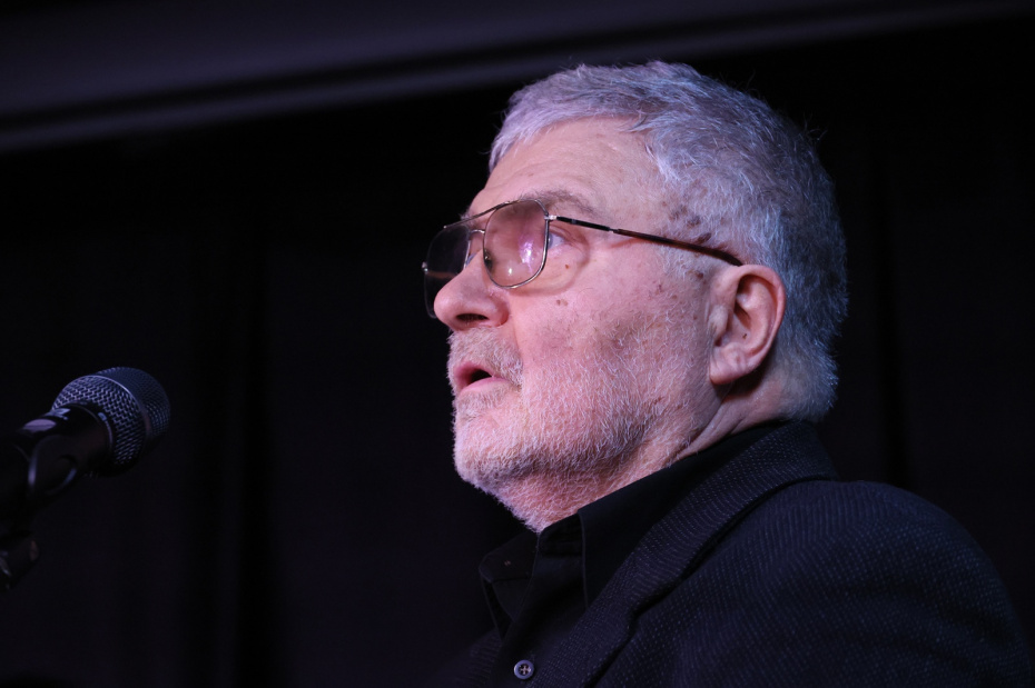 Поляков Юрий на церемонии прощания с Всеволодом Шиловским Московском театре Всеволода Шиловского в Москве