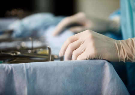 Приморский юрист заплатил за убившую его операцию 300 тыс. рублей