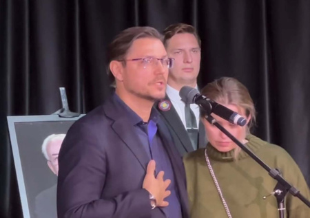 Сын Шиловского произнес трогательную речь у гроба отца