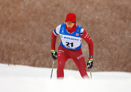 Лыжник Бакуров показал последствия травмы ноги после нападения Большунова