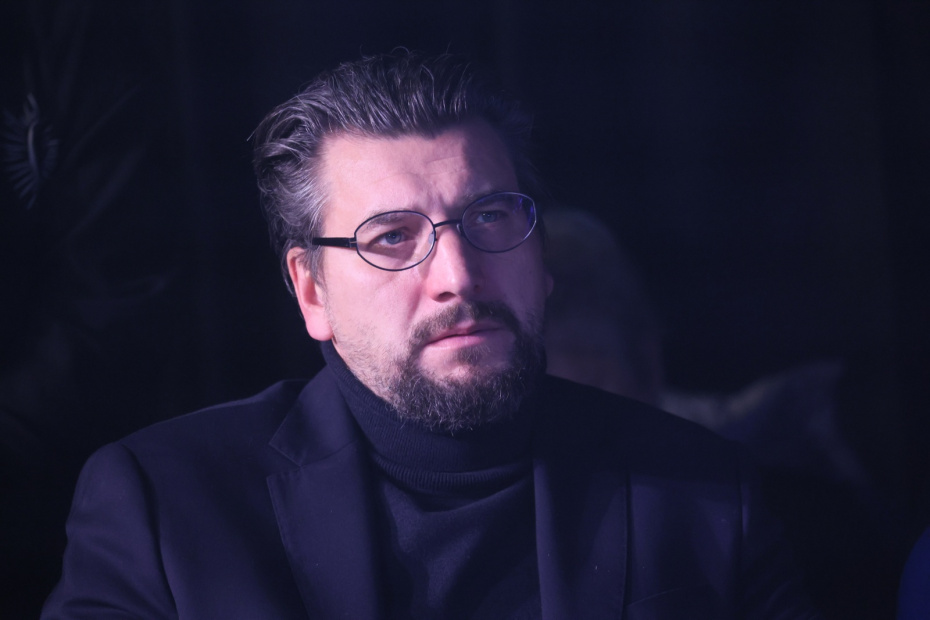 Александр Устюгов на церемонии прощания с Всеволодом Шиловским Московском театре Всеволода Шиловского в Москве