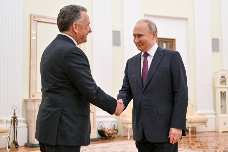 Владимир Путин и специальный посланник президента США Стив Уиткофф