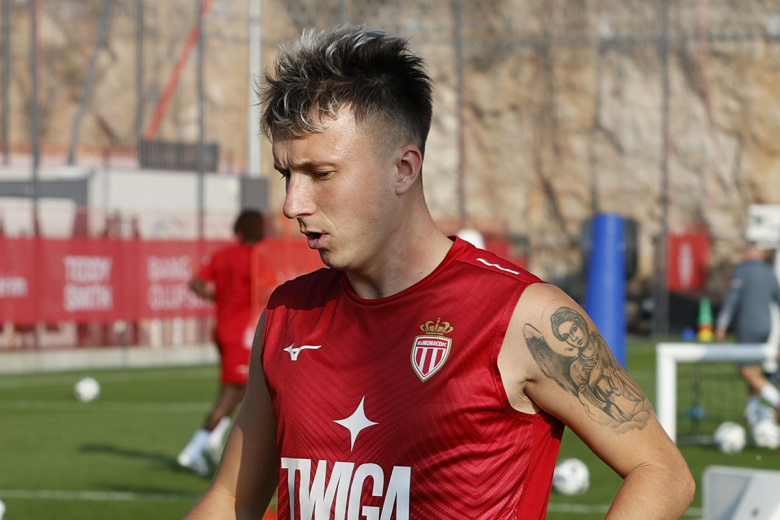 Александр Головин