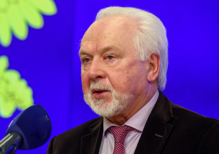 Гусев поклялся у гроба Шиловского сохранить его театр