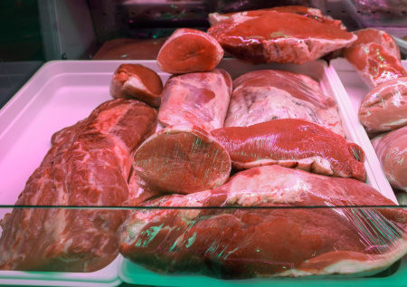 Эксперт назвал главные угрозы для цен на мясо в России