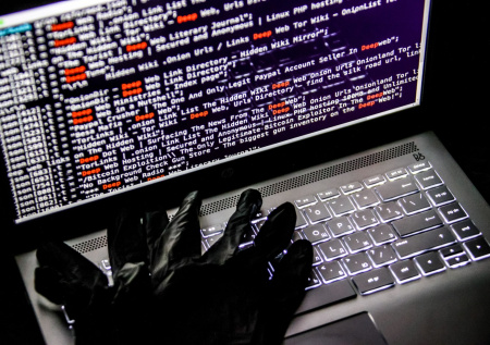 Россиян предупредили об активизировавшихся перед праздниками мошенниках