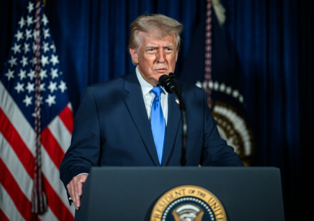 На руке Трампа заметили одну примечательную деталь