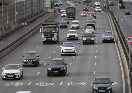 В Минпромторге раскрыли средний возраст автомобилей в России