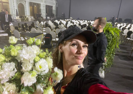 Звезда нулевых со справкой из психдиспансера отравляет жизнь соседям