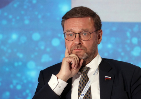 Косачев предрек незавидную судьбу для Макрона из-за Украины