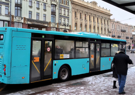 Назван самый дорогой город России по цене билета на общественный транспорт