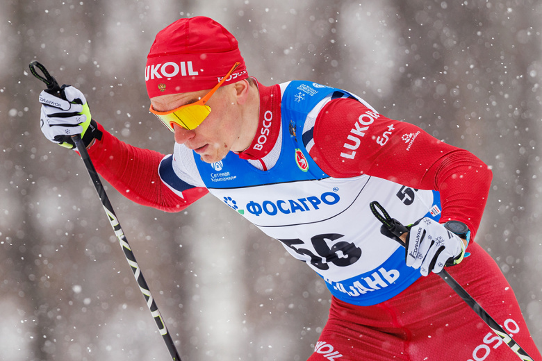 Александр Большунов