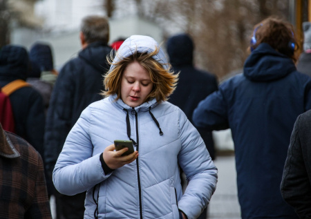 Ураганный ветер и дубак до -10? Погода в Москве в конце недели: чего ждать