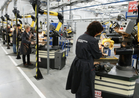 В России разработали бесшумный мотоцикл с прицепом для военных и спасателей