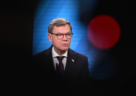 «Невероятно тяжело»: МИД ФРГ допустил уступки со стороны Украины