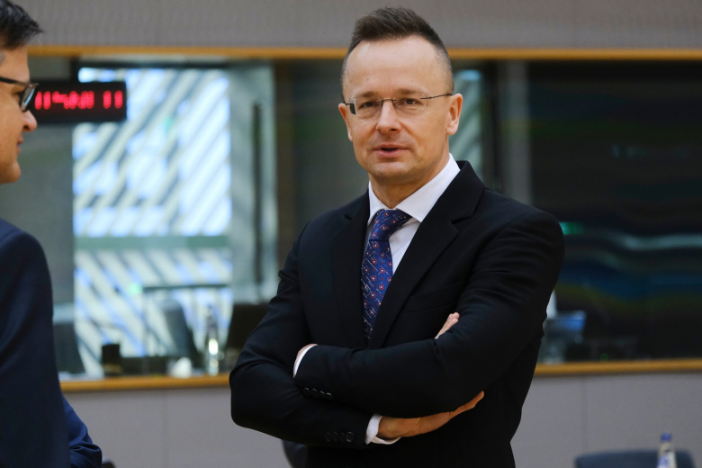 Петер Сийярто