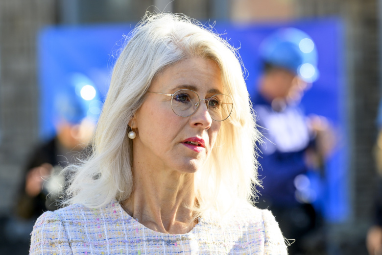 Мона Кайзер