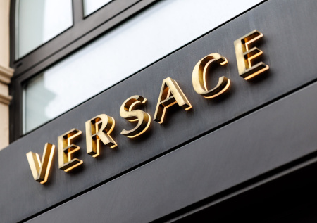 Бренд Versace купили за $1,4 млрд