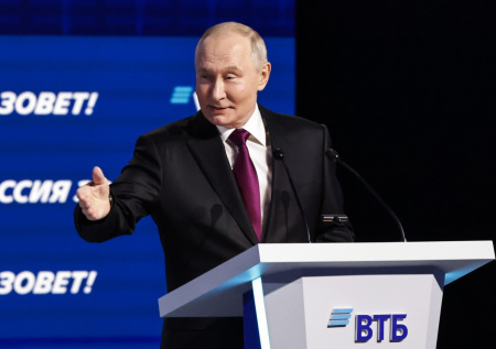 Путин пригрозил отрезать Украину от моря в ответ на пиратство