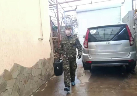 Раскрыты жуткие подробности убийства племянника кухонным топориком в Крыму