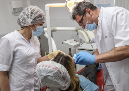 Госслужащим Петербурга сообщили приятную новость о медстраховании