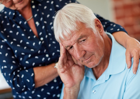 Врач перечислил неочевидные факторы риска развития деменции