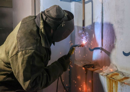 Стали известны профессии с самыми высокими зарплатами