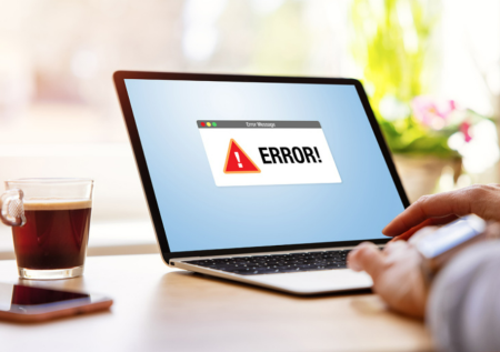 Ведущие чат-боты ИИ прекратили работу во всем мире