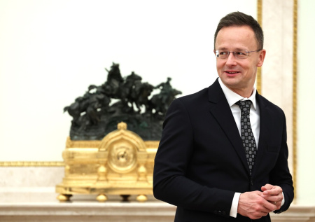 Сийярто поставил крест на планах ЕС отказаться от российской нефти